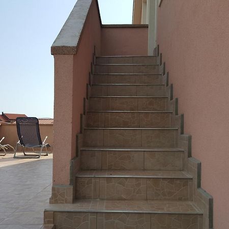 شقة Apartmens Leona كارلوباغ الغرفة الصورة